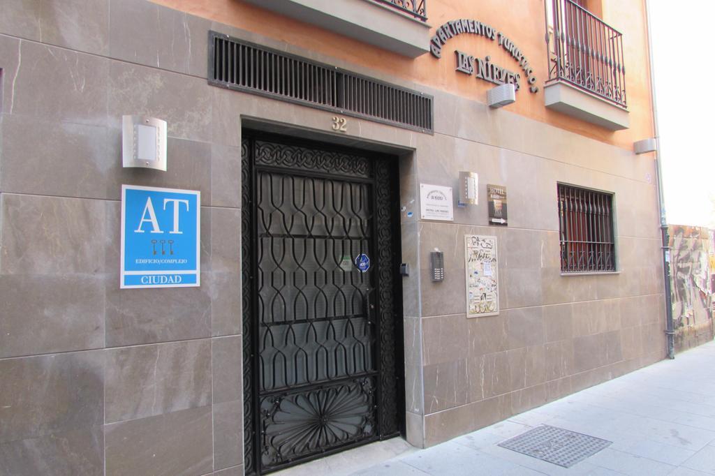 Apartamentos Turisticos Las Nieves Granada Exterior photo